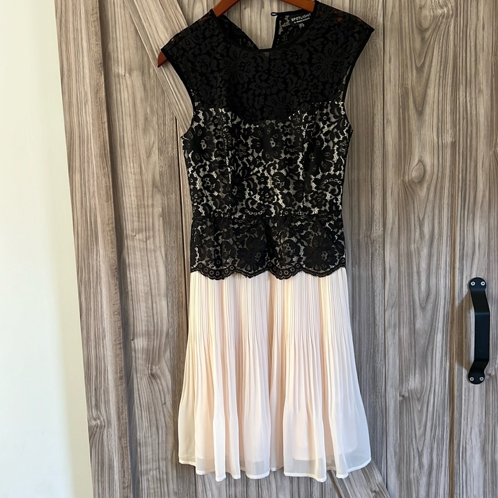 Black & cream spotlight formal dress size small 2/4. UK6